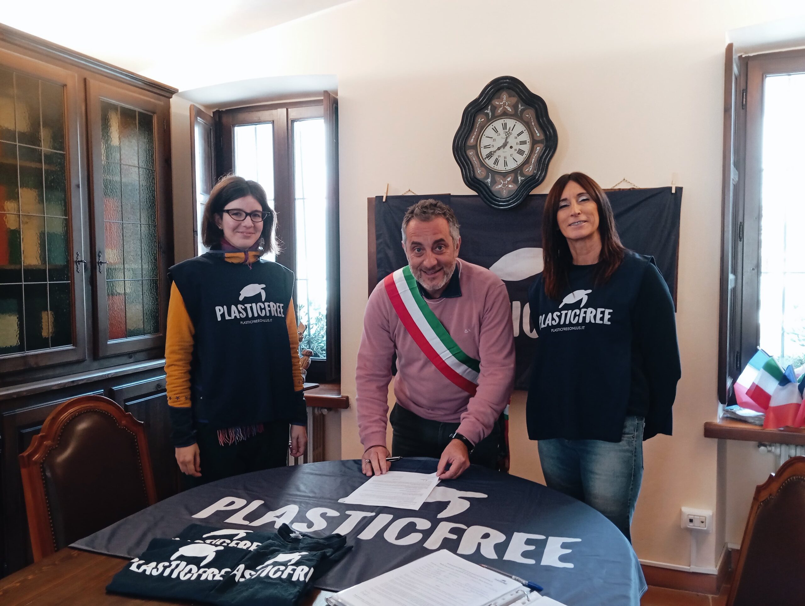 Monterosso Grana firma il Protocollo d’Intesa Plastic Free