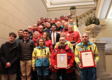 La Guida - I volontari della protezione civile impegnati durante l’alluvione del 1994 omaggiati dal Comune di Alba