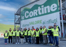 La Guida - Ieri la visita degli amministratori cuneesi al biodigestore di Siena (FOTO)