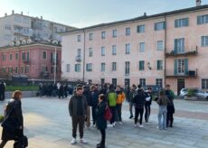 La Guida - Prove antincendio a scuola, i ragazzi in piazza