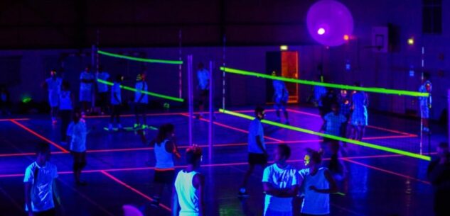 La Guida - Tra il 7 e l’8 dicembre la NUoVO fluo padel&beach night