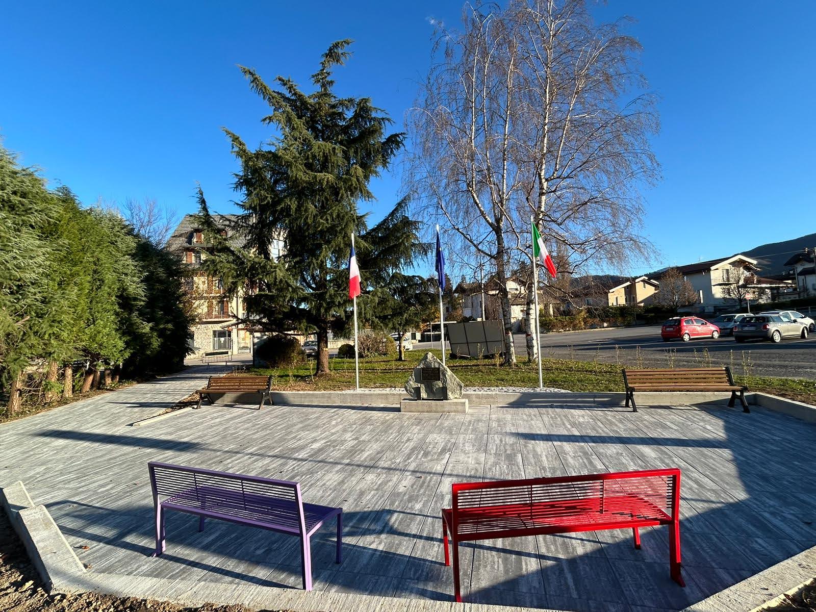 Inaugurazione della piazza dedicata al gemellaggio