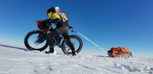 A Cuneo l’avventura a pedali di Omar Di Felice in Antartide La Guida - A Cuneo l’avventura a pedali di Omar Di Felice in Antartide