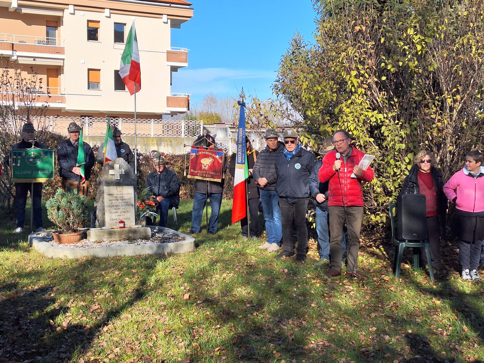 La libertà e il ricordo di giovani vite spezzate 80 anni fa (video)
