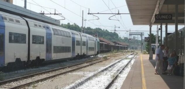 La Guida - Treni: “La mobilità è un diritto fondamentale”