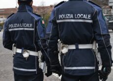 La Guida - La Polizia Locale di Bra notifica un Daspo ad una giovane pregiudicata