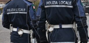 La Guida - La Polizia Locale di Bra notifica un Daspo ad una giovane pregiudicata