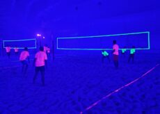 La Guida - La notte fluo al NUoVO con i tornei di padel e beach volley