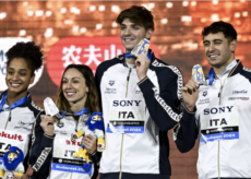 La Guida - Storico oro mondiale per Sara Curtis nella 4×50 stile libero mista