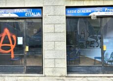 La Guida - Atti di vandalismo sulle sedi di Fratelli d’Italia e della Lega ad Alba