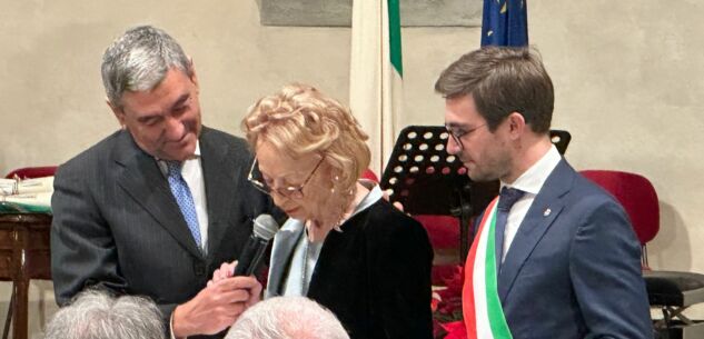 La Guida - La signora Maria Franca Ferrero è Cavaliere di Gran Croce