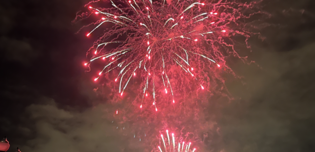 La Guida - Divieto di petardi, botti e fuochi d’artificio a Cuneo per Capodanno