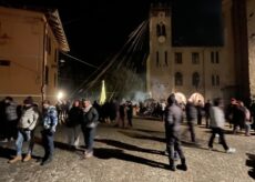 La Guida - Pradleves, il presepe vivente ha registrato il tutto esaurito (video e foto)