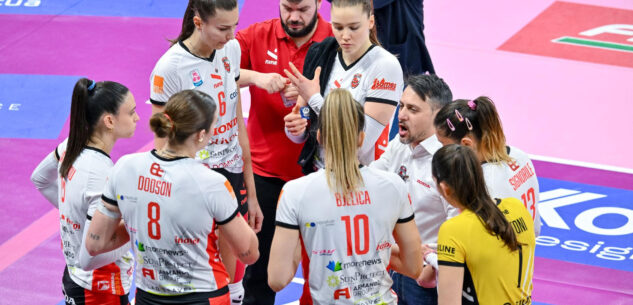 La Guida - Pallavolo femminile: Cuneo gioca bene, ma Milano vince 3-0