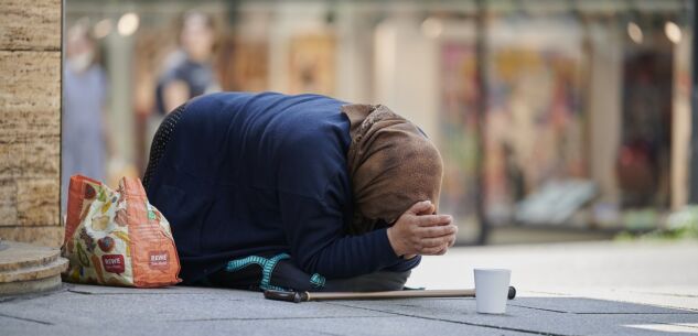 La Guida - La povertà: quale risposta a Cuneo nel corso dei secoli?