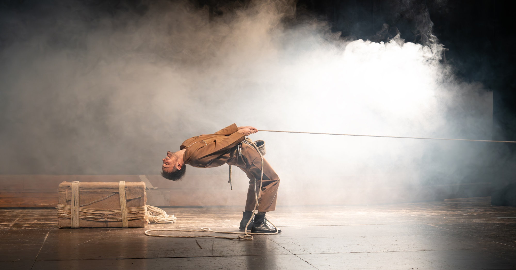 Domenica 19 gennaio famiglie a teatro con “Legami”