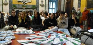 La Guida - Cuneo, la cerimonia per la Costituzione ai 18enni