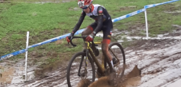 La Guida - Mattia Bonavia vince la Coppa Piemonte di ciclocross