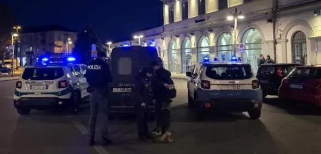 La Guida - Trovati alcuni grammi di hashish e crack in stazione a Bra