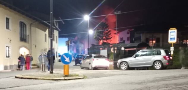 La Guida - Lo scoppio nella casa a Martiniana Po in un video