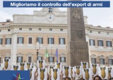 La Guida - In un ordine del giorno del Consiglio comunale a Cuneo arriva la campagna “Basta favori ai mercanti di armi”