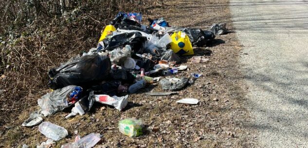 La Guida - La Paesana-Crissolo ridotta a discarica a cielo aperto 