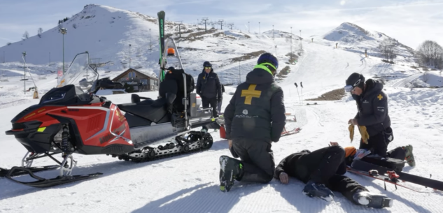 La Guida - Prato Nevoso, nuovo modello di soccorso sanitario avanzato sulle piste (video)