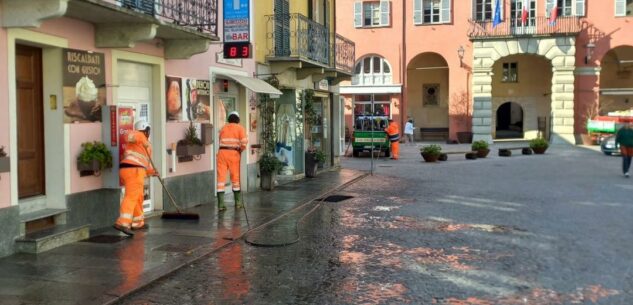 La Guida - I volontari dell’AIB puliscono le strade di Chiusa Pesio per il weekend