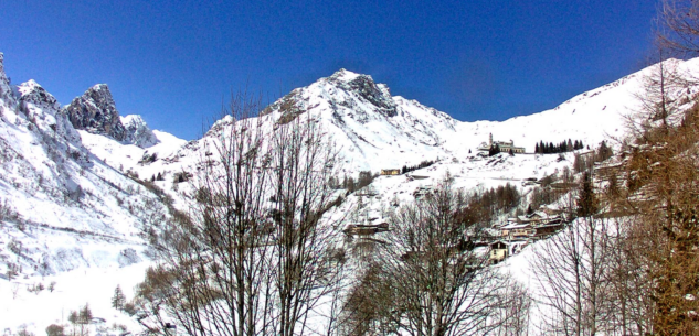 La Guida - Neve in tutte le montagne cuneesi, ma da stasera pioggia