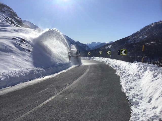 Anas - sgombero neve SS21 Colle della Maddalena