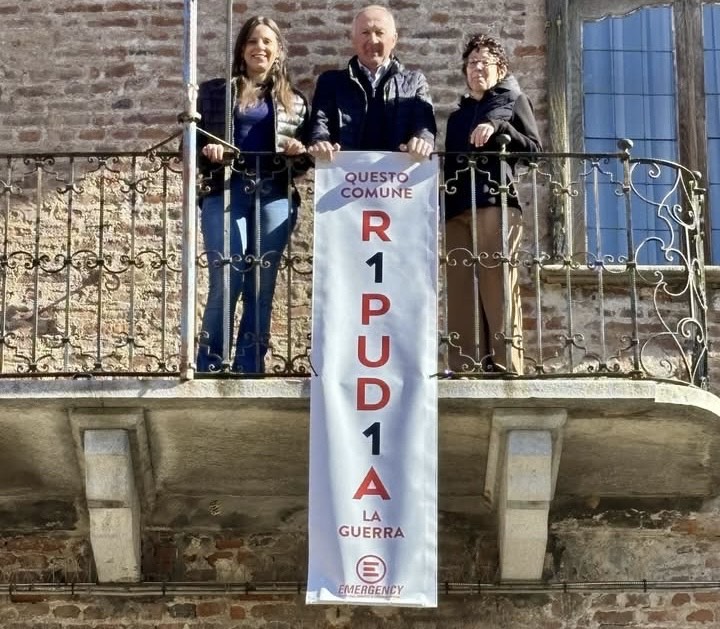 “Questo Comune R1pud1a la guerra”