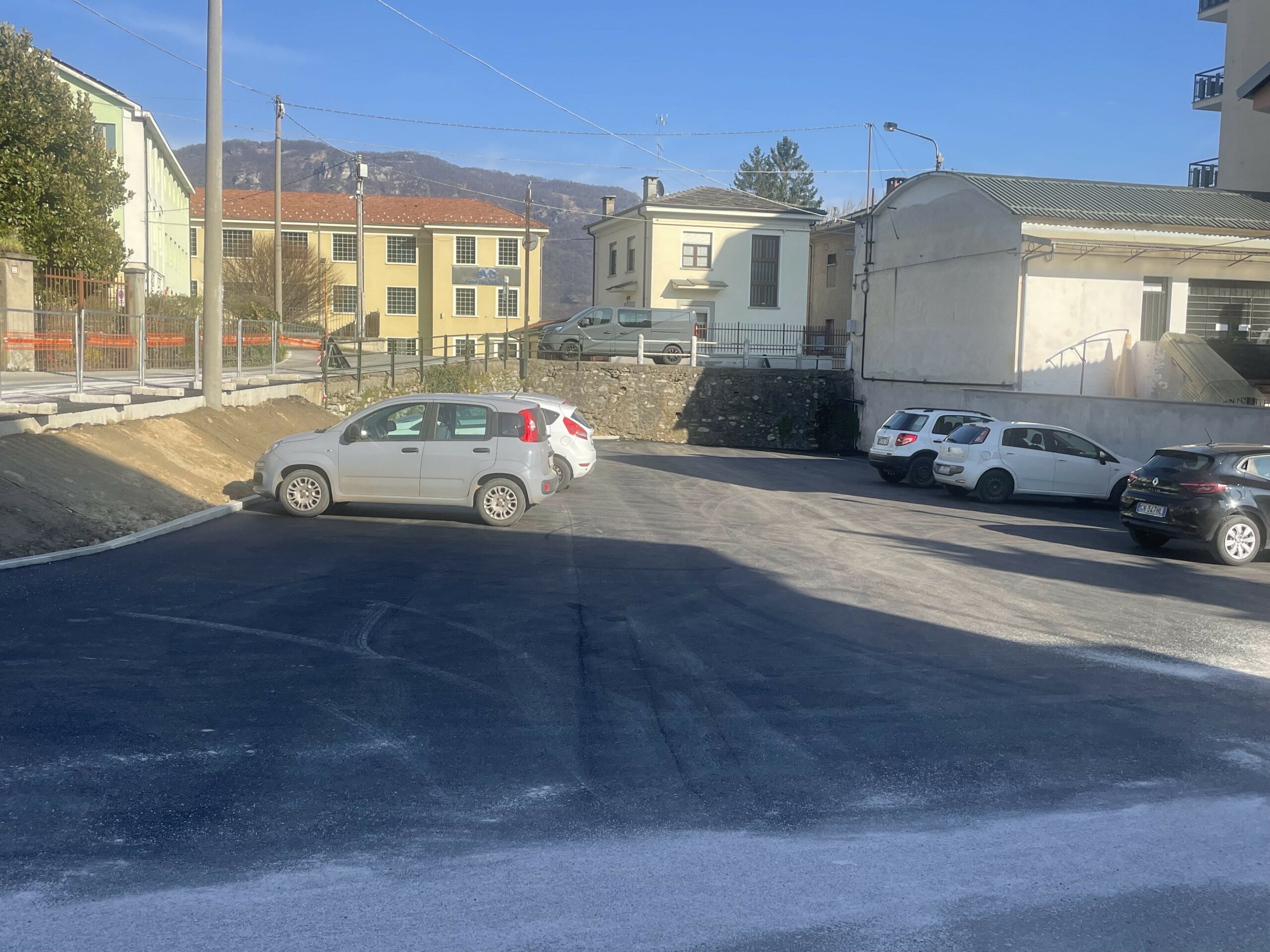 Venti nuovi posti auto a Paesana