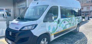 Il bus urbano “a chiamata” di Saluzzo pronto a prendere servizio La Guida - Il bus urbano “a chiamata” di Saluzzo pronto a prendere servizio