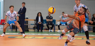 La Guida - Volley, Cuneo cede al tie-break nella prima gara delle semifinali contro Prata