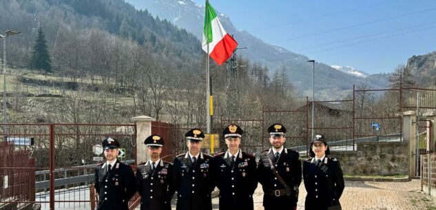 La Guida - Carabinieri, il comandante interregionale in visita nella Granda