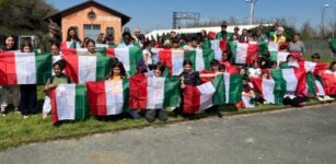 La Guida - Il Lions Club di Cuneo consegna il Tricolore agli studenti