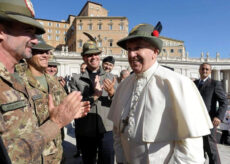 La Guida - Papa Francesco, l’affetto e la vicinanza dal mondo degli Alpini