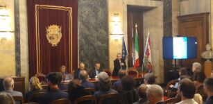 A Cuneo si continua a discutere sui negozi vuoti La Guida - A Cuneo si continua a discutere sui negozi vuoti
