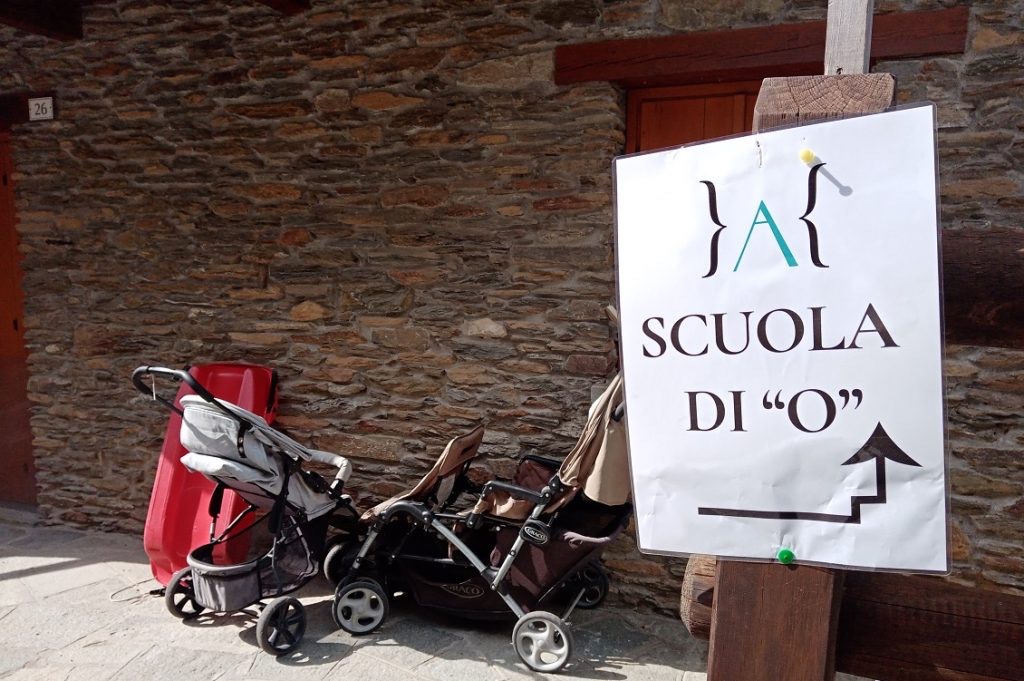 Ostana - La scuola di O