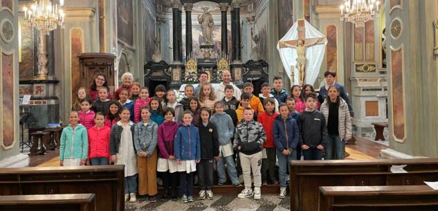 La Guida - Prima comunione all’alba per 35 ragazzi bovesani