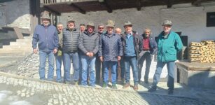 Nuovo direttivo per il gruppo Alpini di Bellino La Guida - Nuovo direttivo per il gruppo Alpini di Bellino
