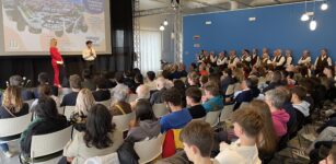 La Guida - Cuneo, cinquanta studenti geometri da tutta Italia si sfidano nella gara Cat (foto)