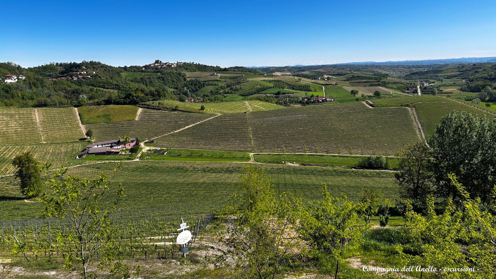 Sentiero dei pini silvestri e del Cristo delle Rocche; salita al Gran Truc