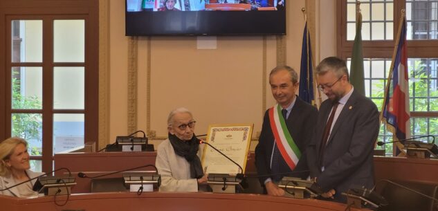 La Guida - Cittadinanza onoraria di Bra a Emma Bonino