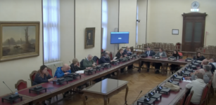 Patti di collaborazione tra cittadini e Comune per prendersi cura di beni, materiali e immateriali La Guida - Patti di collaborazione tra cittadini e Comune per prendersi cura di beni, materiali e immateriali