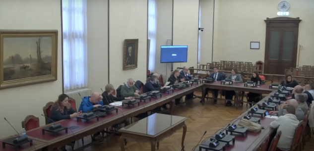 Patti di collaborazione tra cittadini e Comune per prendersi cura di beni, materiali e immateriali La Guida - Patti di collaborazione tra cittadini e Comune per prendersi cura di beni, materiali e immateriali