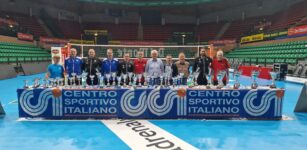 Al palazzetto dello sport le premiazioni dei campionati di pallavolo Csi La Guida - Al palazzetto dello sport le premiazioni dei campionati di pallavolo Csi
