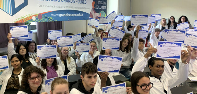 La Guida - 18 persone tornano a veder bene grazie agli studenti del Grandis