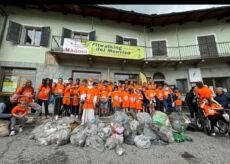 La Guida - Una montagna di rifiuti raccolta  a Paesana da “Spazzamondo”