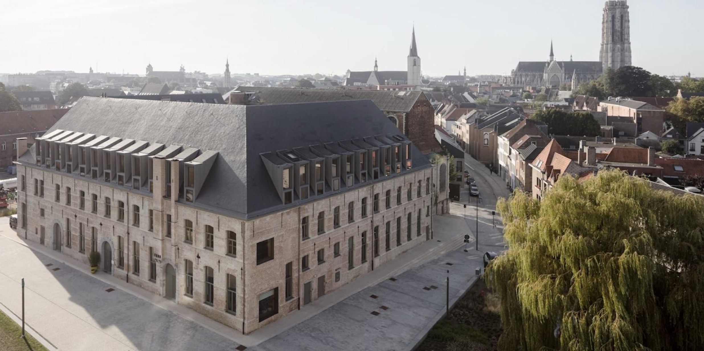 la sede della biblioteca Het Predikheren